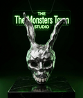 Frank the Rabbit Wearable Mask • Edición Coleccionista (Tamaño Real)